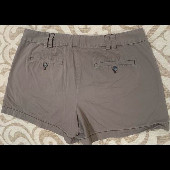 Loft dark khaki shorts - Picture 2 of 3